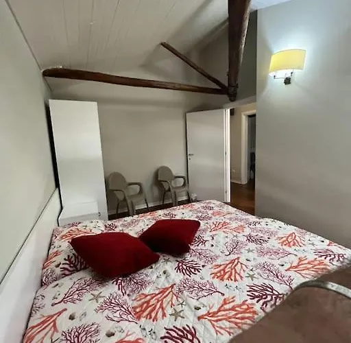 Luna, Con Vista Mare *